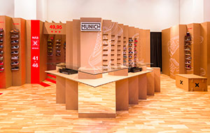 Diseño interior tienda en cartón